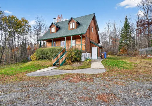 Maison à vendre - 580 Ch. de la Carrière (580Z), St-Hippolyte, J8A 1E9