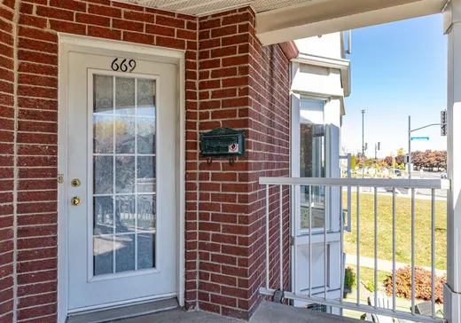 Condo à vendre - 669 Boul. Roberval E., Longueuil, J4L 4V6