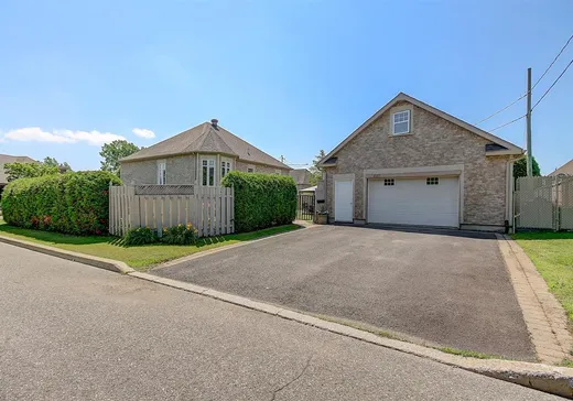Maison à vendre - 1017 Rue des Tilleuls, Marieville, J3M 1S4