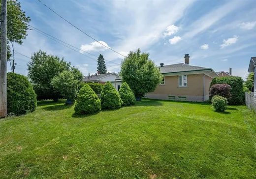 Maison à vendre - 427 Rue Lebeau, Saint-Jean-sur-Richelieu, J3B 1K9