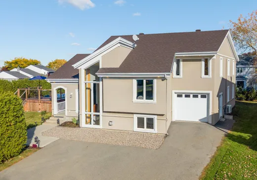 Maison à étages à vendre - 397 Place Joseph-Bouchette, Salaberry-de-Valleyfield, J6S5V6