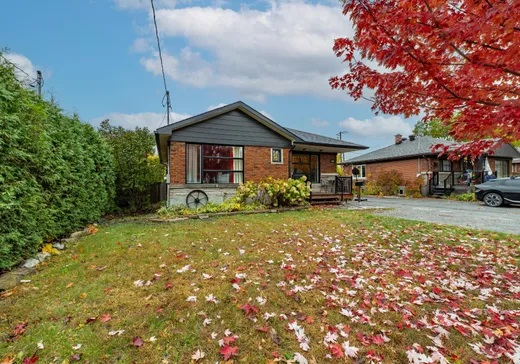 Maison à vendre - 240 Rue Constantin, Saint-Eustache, J7P 2E1