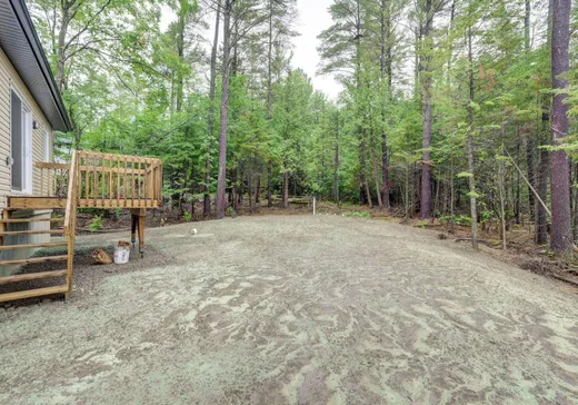 Maison à vendre - 332 Rue des Étoiles, St-Hippolyte, J8A 0M9