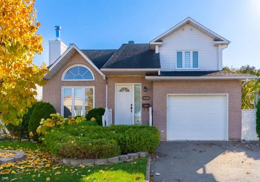 Maison à vendre - 240 Rue Simoneau, Laval (Vimont), H7H 2T3