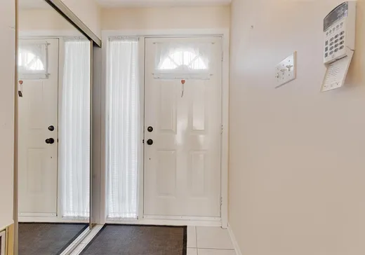 Maison à vendre - 240 Rue Simoneau, Laval (Vimont), H7H 2T3