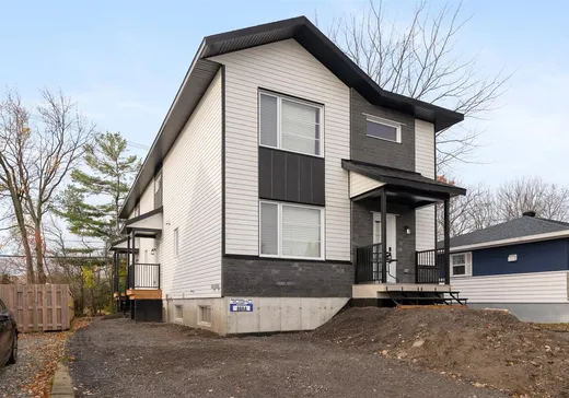 Two or more stories for sale - 868B Boul. Pie-XII, Ste-Foy, G1X3T8