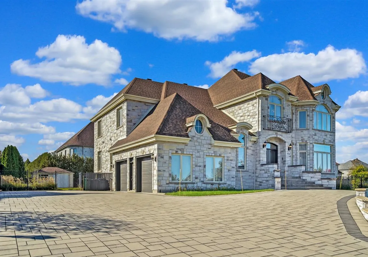 7788 Av. de Lugano — photo 2