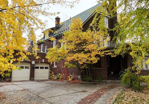 Maison à vendre - 8 Rue de Hatley, Magog, J1X 3H4