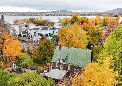 Maison à vendre - 8 Rue de Hatley, Magog, J1X 3H4