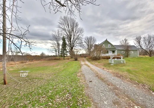 Fermette à vendre - 1380 Route 222, Sainte-Christine, J0H 1H0