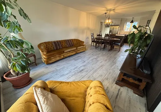 Maison à vendre - 4 Rue Grégoire, Victoriaville, G6P 5Z6