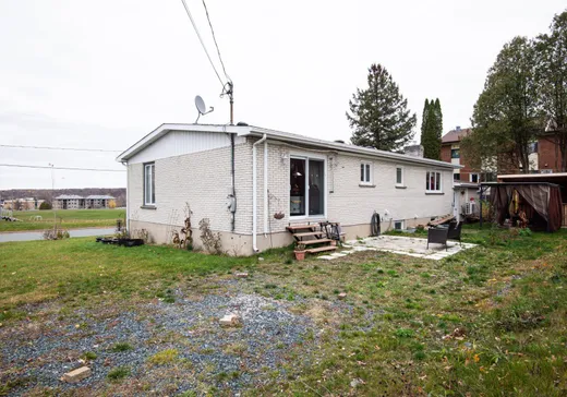 Maison à vendre - 520 Rue Chassé, Danville, J1T 4E4
