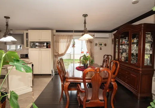 Maison à vendre - 520 Rue Chassé, Danville, J1T 4E4
