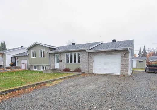 Two or more stories for sale - 3135 Ch. du Lac, Val-d'Or, J9P6T1