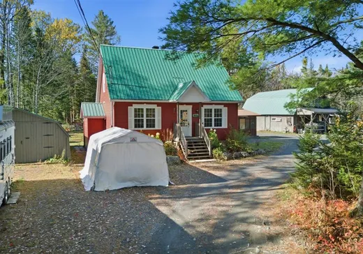 Hobby Farm for sale - 851Z Rue St-Michel, Montreal (North), J1X 7H4