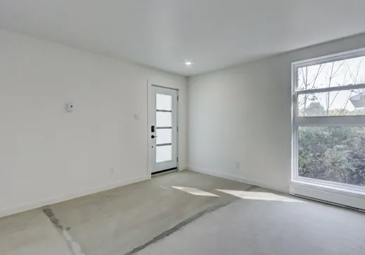 Maison à vendre - 135 Rue Benoit, Saint-Calixte, J0K 1Z0