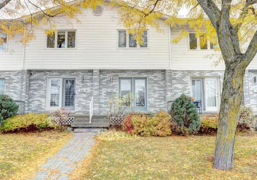 Maison à vendre - 717 Rue des Seigneurs O., Saint-Hyacinthe, J2T 4Y5