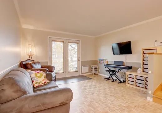 Maison à vendre - 717 Rue des Seigneurs O., Saint-Hyacinthe, J2T 4Y5