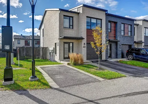 Maison à étages à vendre - 700 Rue des Hirondelles, Saint-Eustache, J7R0M4