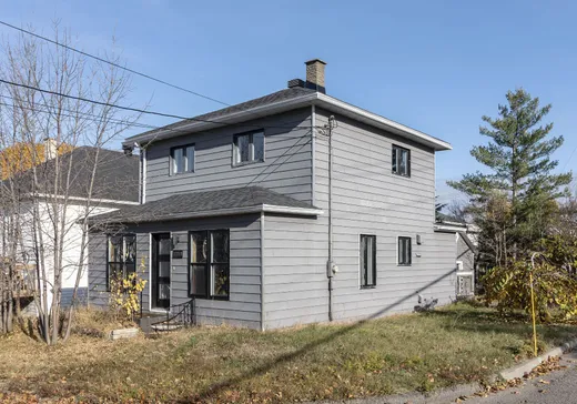 Maison à vendre - 1719 Rue Isidore-LeChasseur , Mont-Joli, G5H 2Z2