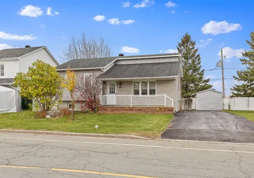 Bungalow for sale - 699 Rue Bernard, Saint-Lin-Laurentides, J5M2Z5