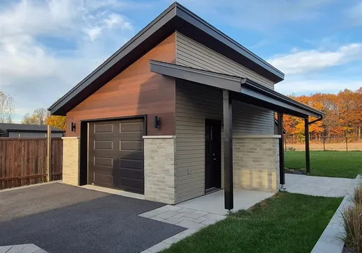 Maison à vendre - 72Z-72-1Z Ch. des Patriotes, Longueuil, J3J 6B6