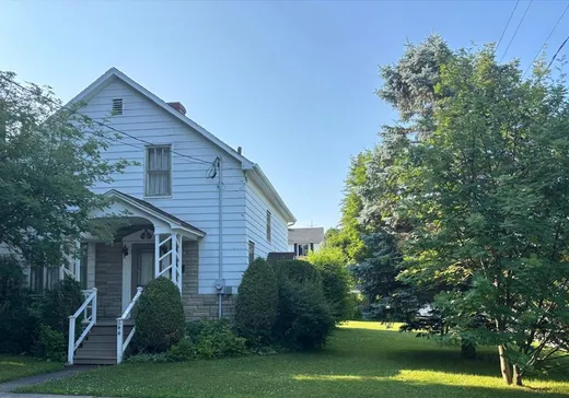 Maison à étages à vendre - 644 Rue Grace, Lachute, J8H1N4