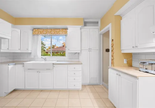 House for sale - 1305 Rue Raimbault, Montreal (Saint-Laurent), H4L 4R8