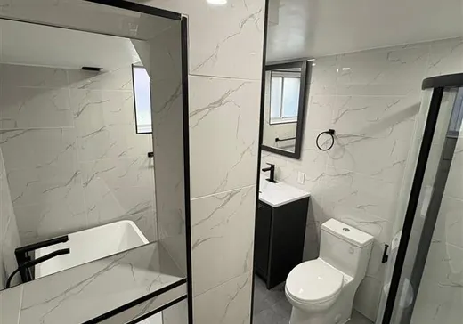 Maison à vendre - 10515 Av. Garon, Montréal (Nord), H1H 3T2