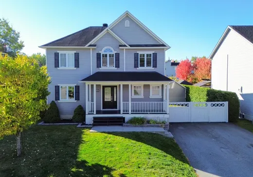 Two or more stories for sale - 3772 Rue de Toulon, Sherbrooke, J1N0T5