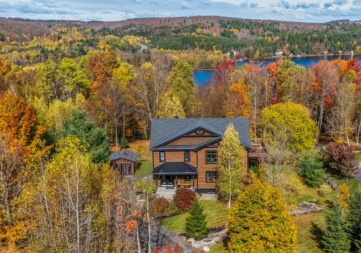 Two or more stories for sale - 141 Rue des Hauts-du-Lac, Magog, J0B1C0