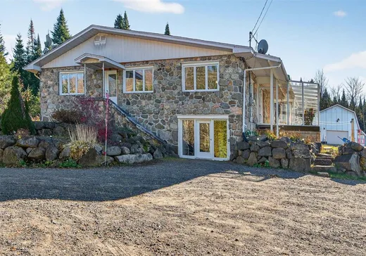 Hobby Farm for sale - 3366Z Ch. des Lacs, Mont-Blanc, J0T2G0