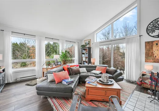 Maison à vendre - 248 Ch. Hallé O., Brigham, J2K 4J6