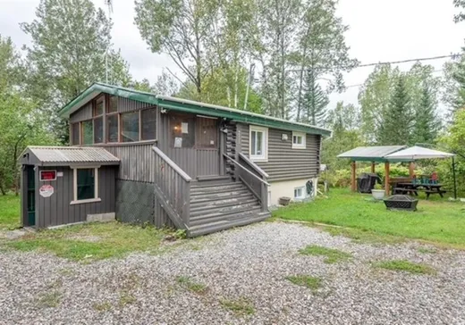 Bungalow à vendre - 1590 Rue Garon, Chertsey, J0K3K0