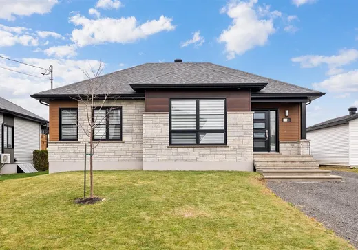 Bungalow à vendre - 12 Rue des Cormiers, St-Apollinaire, G0S2E0