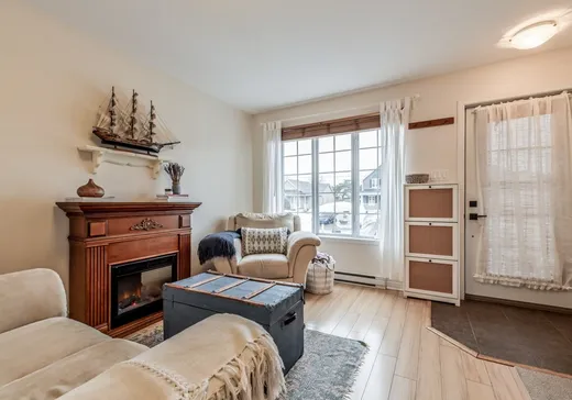 Maison à vendre - 2442 Rue du Pont, Marieville, J3M 0C4