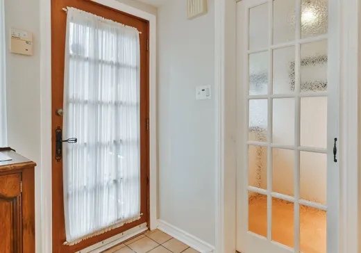 Maison à vendre - 396 Rue du Tour-du-Lac, Saint-Colomban, J5K 2J9