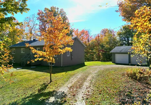 Bungalow for sale - 6 Rue des Myosotis, Saint-Augustin-de-Desmaures, J0B1B0