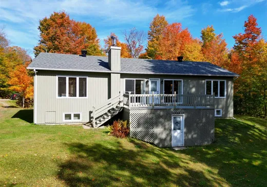 House for sale - 6 Rue des Myosotis, Saint-Augustin-de-Desmaures, J0B 1B0