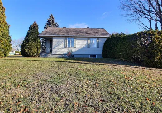 Maison à vendre - 47 Rue Picard, Rivière-du-Loup, G5R 1Y4