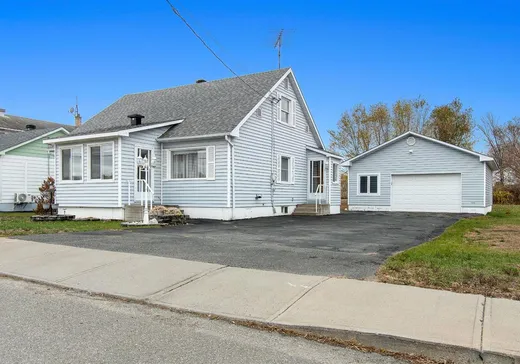 Maison à étages à vendre - 24 Rue Main, Gatineau (Aylmer), J0X2T0