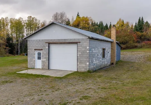 Maison à vendre - 284 Route Principale, Saint-Eusèbe, G0L 2Y0