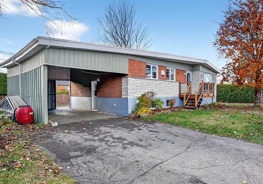 Bungalow à vendre - 585 Rue Rosa, Blainville, J7C2A6