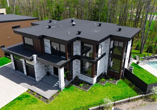 Maison à étages à vendre - 21 Rue de Macornet, Blainville, J7C0M8