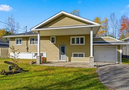 Maison à étages à vendre - 2812 Rue Bourgie, Mascouche, J7K3C3