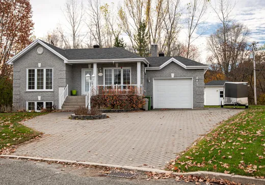 Maison à vendre - 1933 Av. Émile-Chauveau, Plessisville, G6L 5M2