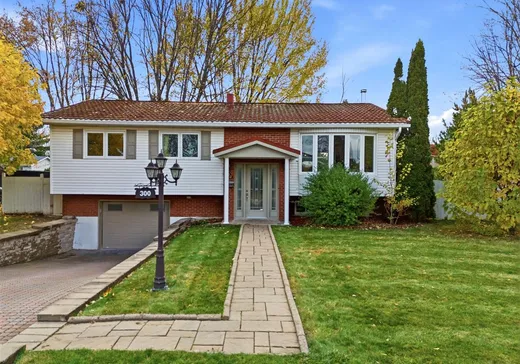 Bungalow à vendre - 300 Rue Lataille, Beloeil, J3G3B3