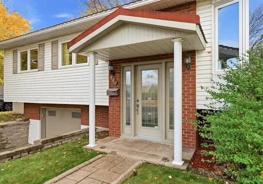 Maison à vendre - 300 Rue Lataille, Beloeil, J3G 3B3