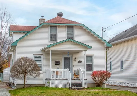 1 1/2 Storey for sale - 114 7e Avenue S., Sherbrooke, J1G2M7