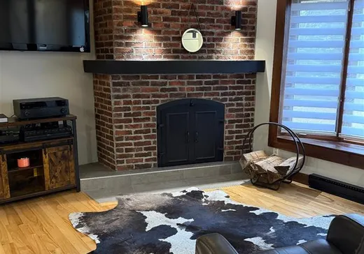 Maison à vendre - 21 Av. Léonie, Saint-Sauveur, J0R 1R5